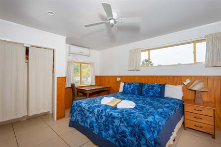 Castaway Resort - 2 Bedroom Suite